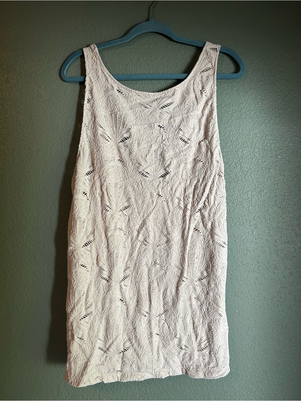 Shade & Shore cream & white bathing suit cover up with leaf-like pattern, size L